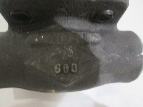 OMB Class 800 1/2" Sockect Weld Gate Valve Cat # 813 - Image 4
