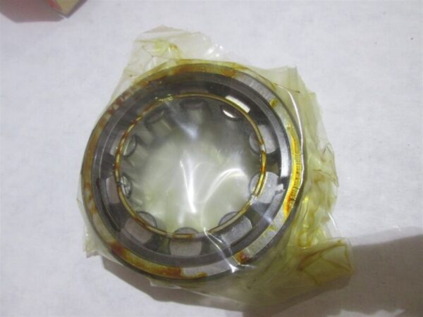 Link-Belt Roller Bearing M1305GGTVW958 Box Marked M1305GGTV - Image 3