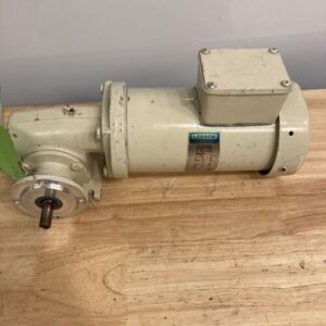 Leeson AC Gearmotor 100 in-lb Max Torque, 86 RPM, 3 PH 1/4 HP TEFC CM38T17FZ6A