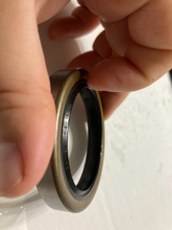 456210Ta Shaft Seal 45Mm I. D. 62Mm O. D. 10Mm W - Image 2