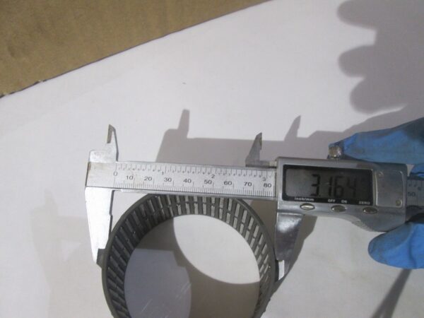 No Name F81205 Manual Transmission Main Shaft Needle Bearing - Image 4