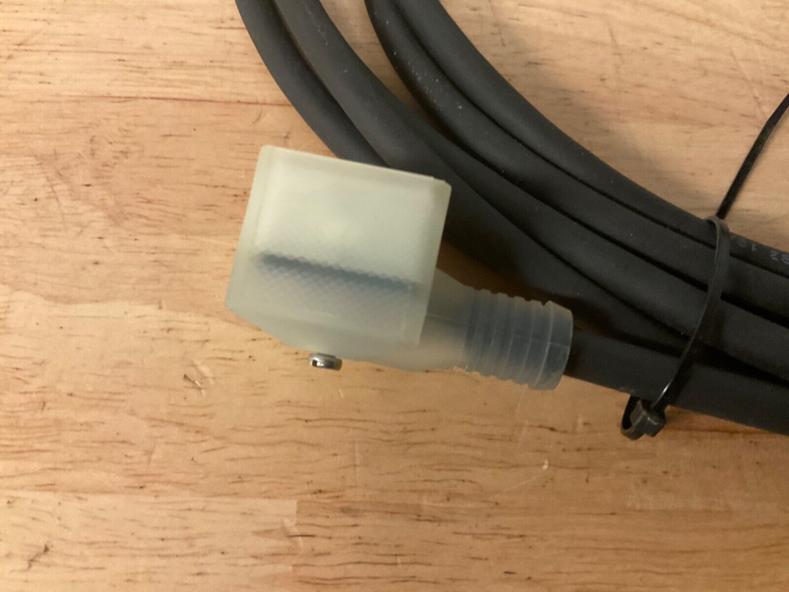 Canfield Connector 5J6F4-201-US0 B12 Solenoid Cable, 15 Ft. M9 - Image 7