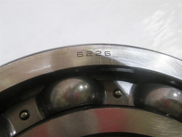 NTN Single Row Ball Bearing 6226 Bore 130 MM OD 230 MM Width 40 MM - Image 2