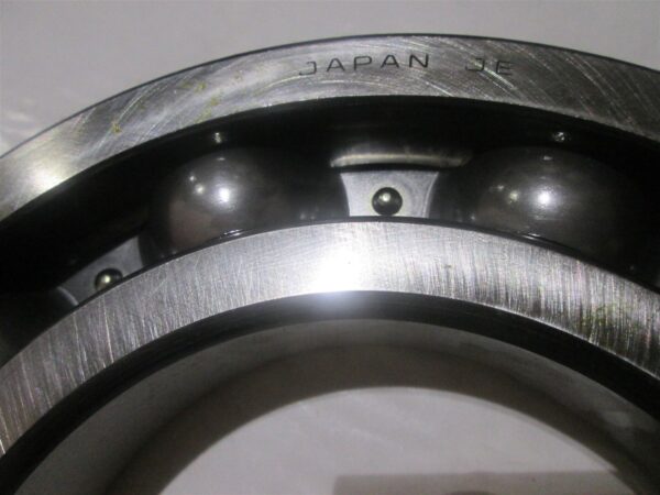 NTN Single Row Ball Bearing 6226 Bore 130 MM OD 230 MM Width 40 MM - Image 3