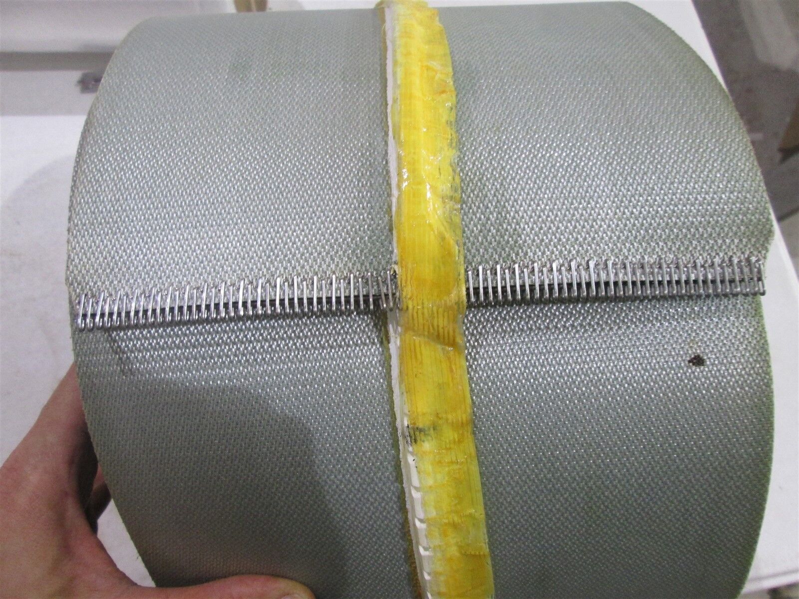 Green Incline Conveyor Belt 227" Long 8" Wide w/fasteners center guide - Image 2