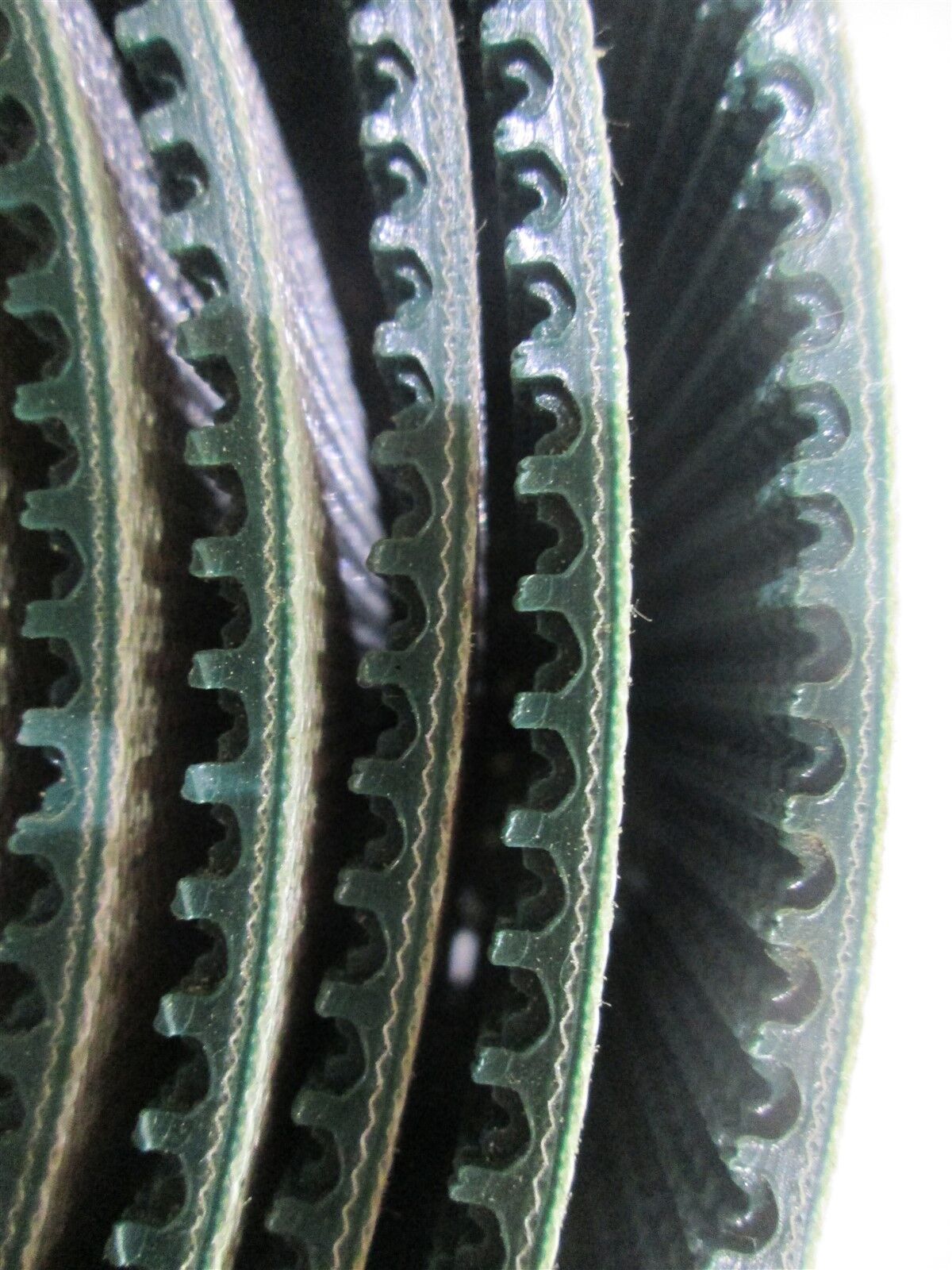 Green Incline Conveyor Belt 227" Long 8" Wide w/fasteners center guide - Image 6