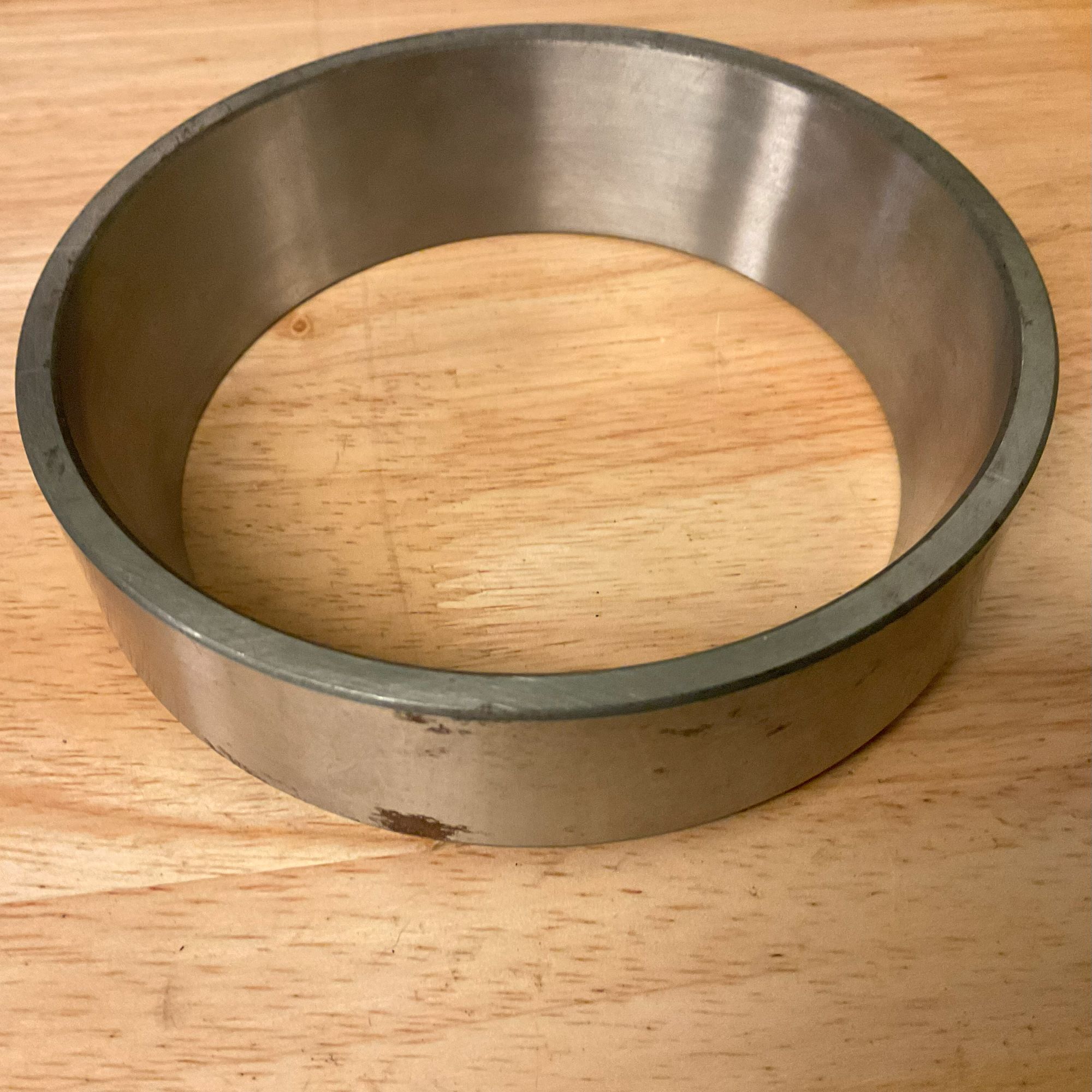 NOS NTN 4t-553x tapered roller bearing cup spots
