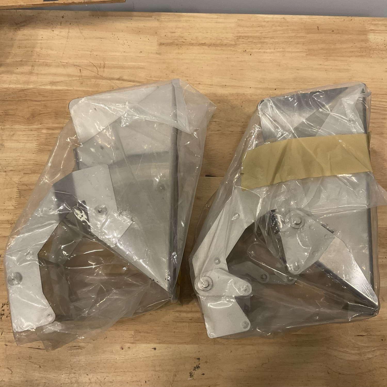 Yamato Multihead Weigher Feed Bucket GB02302G0336 side2